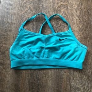 NIKE SPORTS BRA🌟